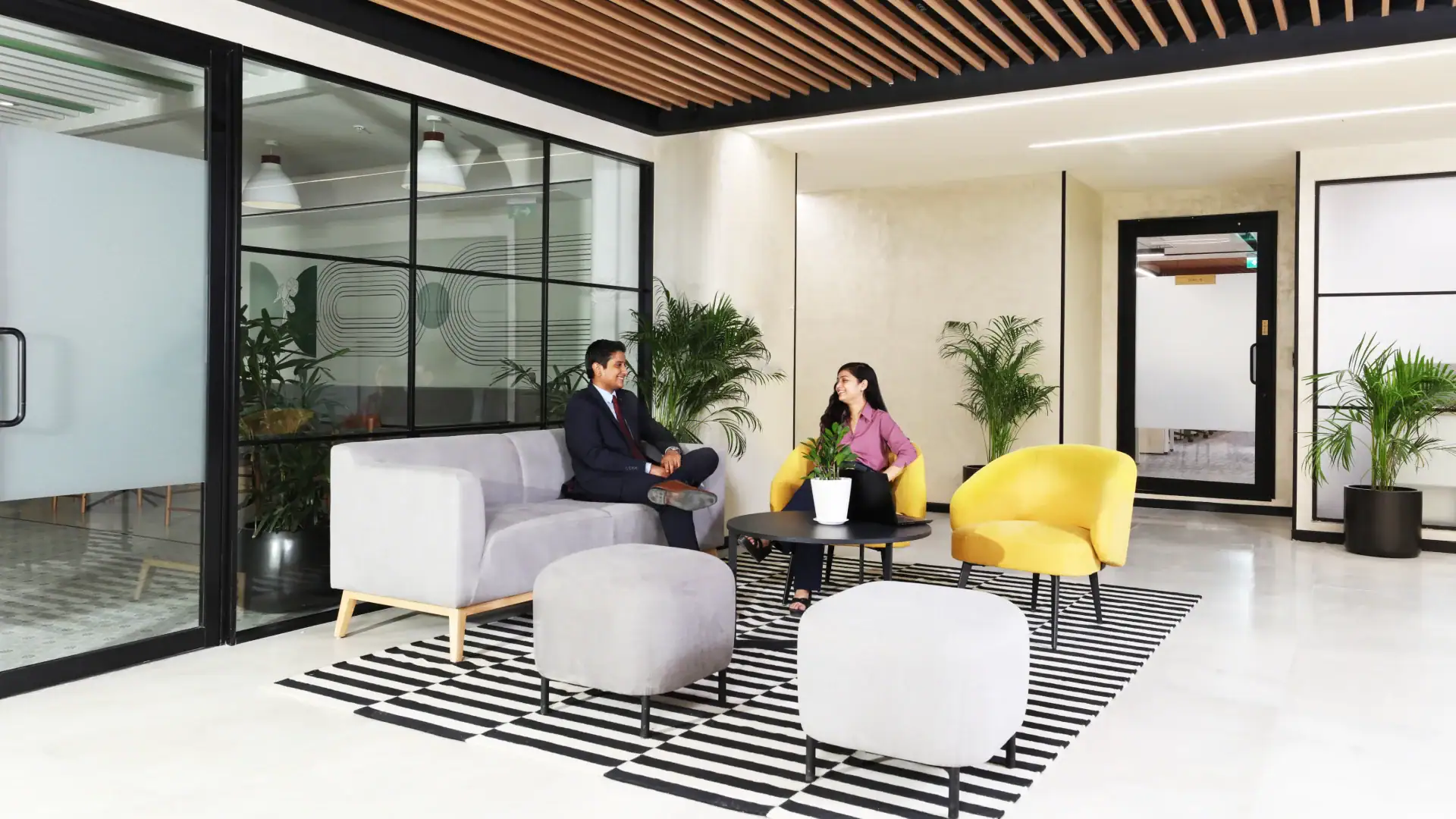 Custom-Built vs. Plug-and-Play Offices: Which Fits Your Business?