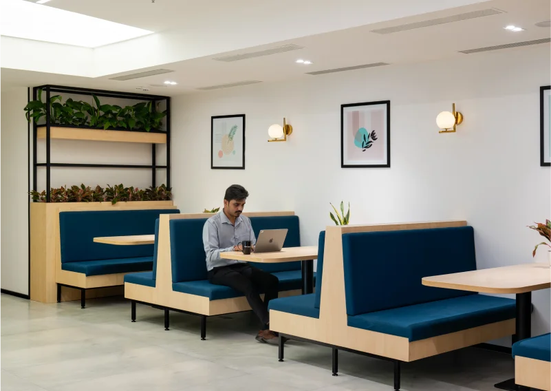 Table Space Prestige Tech Park (Etamin) — Table Space centre in Bengaluru